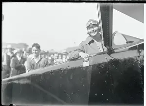 Thea Rasche Preparing For Flight