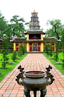 Images Dated 28th April 2016: Thien Mu Pagoda in Hue, Vietnam