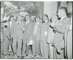Thomas E Prints: Thomas E. Dewey, Center, with Friends