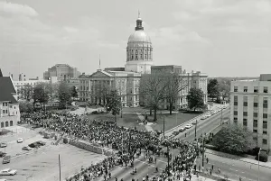 Mourning Prints: Thousands Of Mourners Follow Mule Wagon