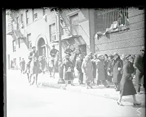 Street Scene Prints: Thousands storm police during eviction