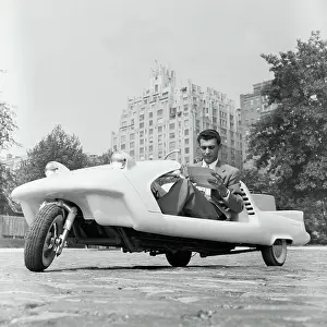 Three-Wheeled Star Vehicle