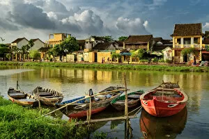 Images Dated 12th January 2017: Thu Bon river in Hoi An, Vietnam