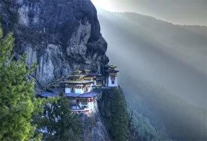 Images Dated 11th March 2015: Tigers nest, Kingdom of Bhutan, Eastern Himalayas