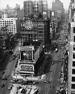 Images Dated 21st June 2015: Times Square, Early 1930s