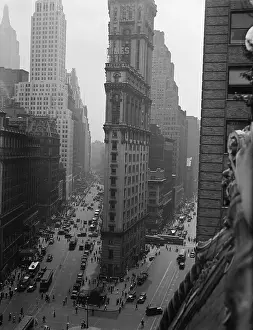 Broadway Prints: Times Tower in Times Square