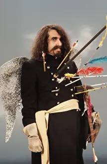 Gloves Prints: Tiny Tim On Laugh-In