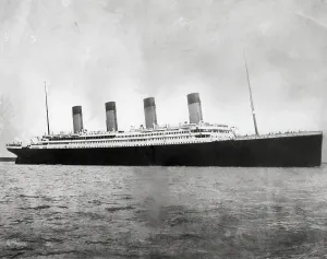 1910s Style Prints: Titanic