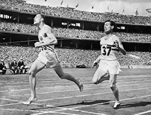 Tom Courntey Winning Race