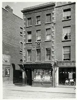 Birthplace Prints: Tom Moarl House
