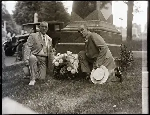 Wreath Prints: Tom Sharkey & Jim Jeffries At Grave