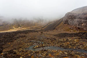Images Dated 20th October 2015: Tongariro Alpine crossing