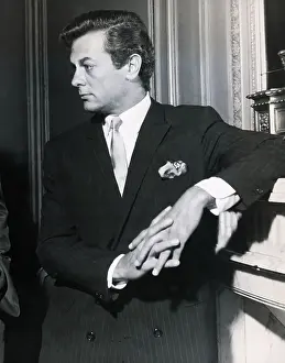 Tony Curtis