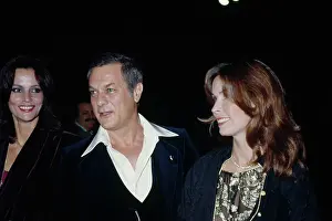 Huty37369 Prints: Tony Curtis & Leslie Allen