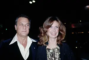 Huty37369 Prints: Tony Curtis & Leslie Allen
