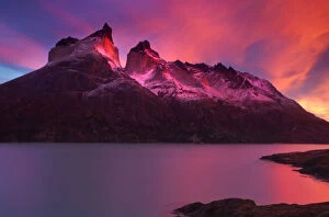 Images Dated 11th April 2014: Torres del Paine National Park