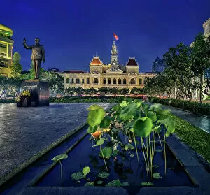 Images Dated 25th July 2017: Town Hall and Ho Chi Minh monument in Saigon