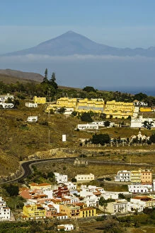 Town of Playa de Santiago, Mount Teide or Pico del Teide at back, Playa de Santiago, La Gomera, Canary Islands, Spain