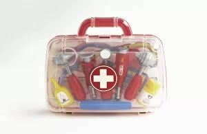 Images Dated 25th October 2006: Toy first aid kit