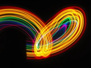 Images Dated 27th August 2013: Traces of colored light