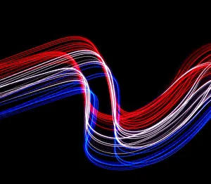 Images Dated 27th August 2013: Traces of colored light