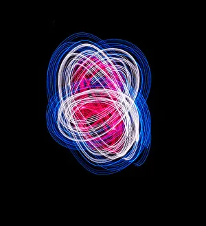 Images Dated 27th August 2013: Traces of colored light
