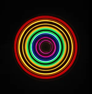 Images Dated 27th August 2013: Traces of colored light
