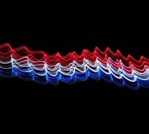 Images Dated 27th August 2013: Traces of colored light