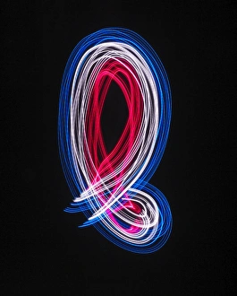 Images Dated 27th August 2013: Traces of colored light