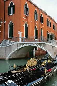 Images Dated 10th March 2016: Traditional Gondola boats in Venice, Italy