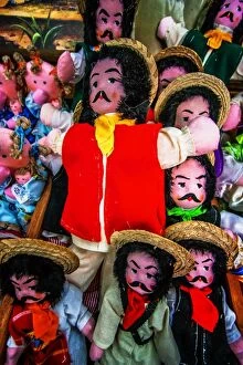 Images Dated 27th September 2009: Traditional Mexican handcrafted toys
