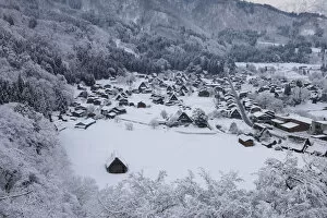 Images Dated 22nd August 2011: Traditional Shirakawa-go Village in Winter