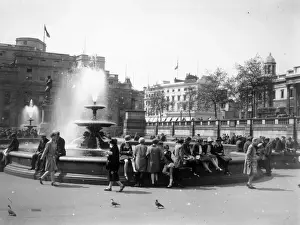 T Bri London Trafalgar Square Prints: Trafalgar Square