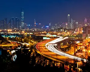 Headlight Prints: Traffic to city