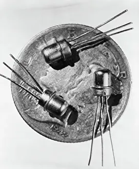 Miniature Prints: Three Transistors On A Dime