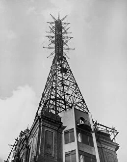 British Broadcasting Corporation Collection: Transmission Mast