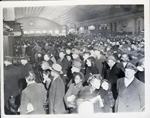 Traveler Prints: Travelers in Union Station