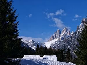 Images Dated 20th December 2015: Tre Cime di Lavaredo, views from Auronzo di Cadore