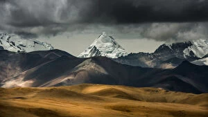 Images Dated 28th June 2012: Triangular snow mountain