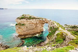 Images Dated 17th May 2018: Tripitos Arch on Paxos island, Ionian Islands, Greek Islands, Greece, Europe