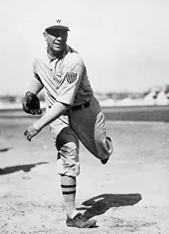 Pitcher Prints: Tris Speaker Pitches For Wash. Senators