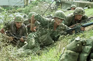 Trench Prints: Troops in Trench with Machine Guns