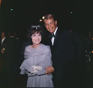 Troy Donahue and Suzanne Pleshette