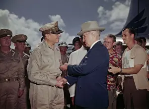 Truman Decorating General MacArthur