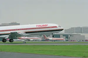 Trump Shuttle Landing at National Airport