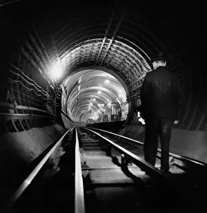 Isolation Prints: Tube Tunnel Cleaner