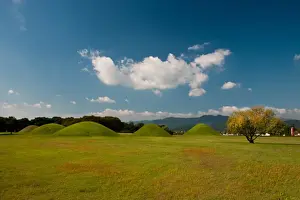 Gyeongju Prints: Tumuli in Gyeongju