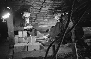 Europ Prints: Tunnel Workers