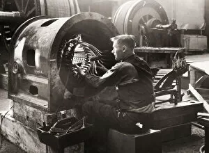 Images Dated 8th February 2008: Turbine Manufacture