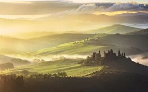 Images Dated 29th April 2015: Tuscany Landscape